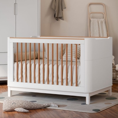 Cuna Matic Flow Blanca con Barrotes de Madera Natural